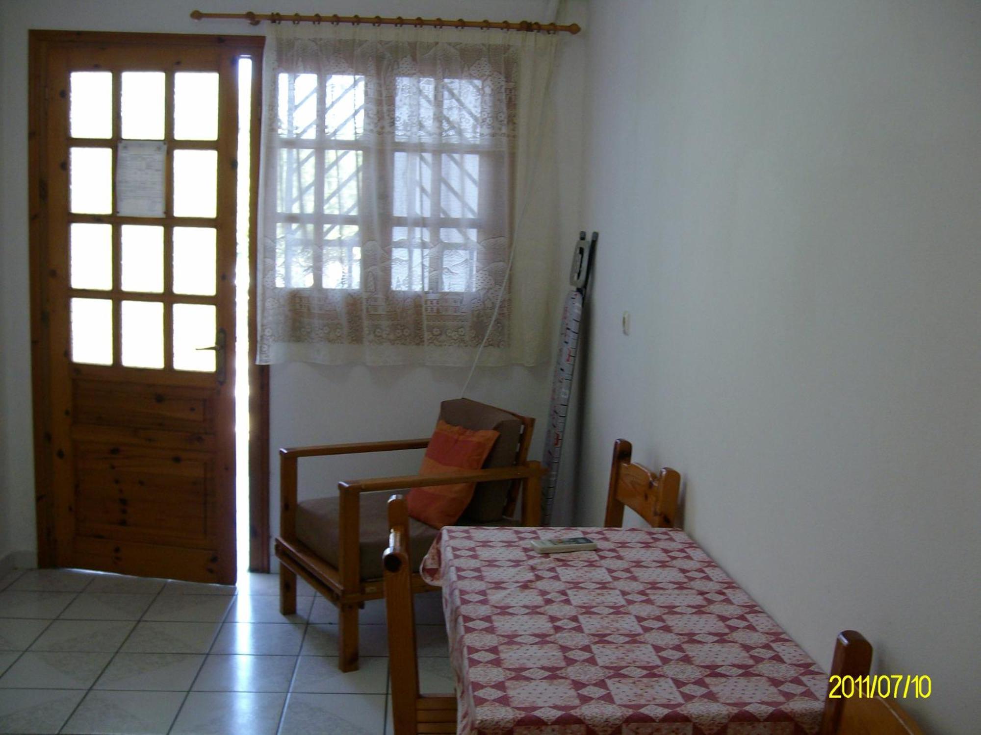 Lakis Apartments أخارافي المظهر الخارجي الصورة