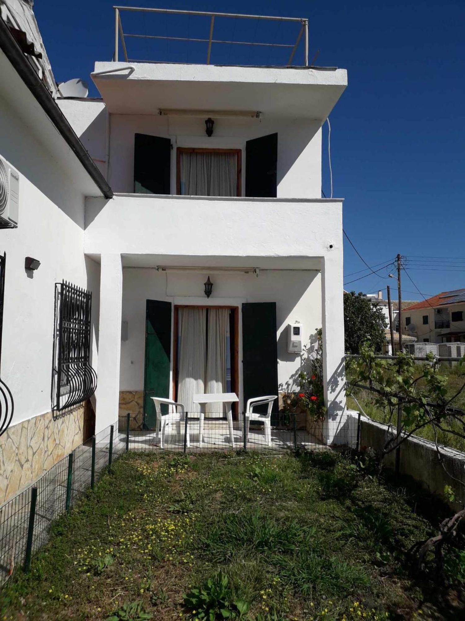 Lakis Apartments أخارافي المظهر الخارجي الصورة